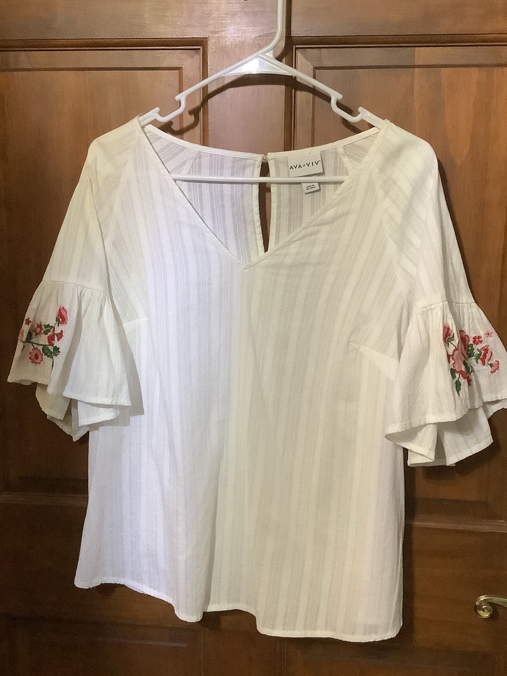 Ava & Viv White V-Neck Ruffle Sleeve Top with Pink Floral Embroidery